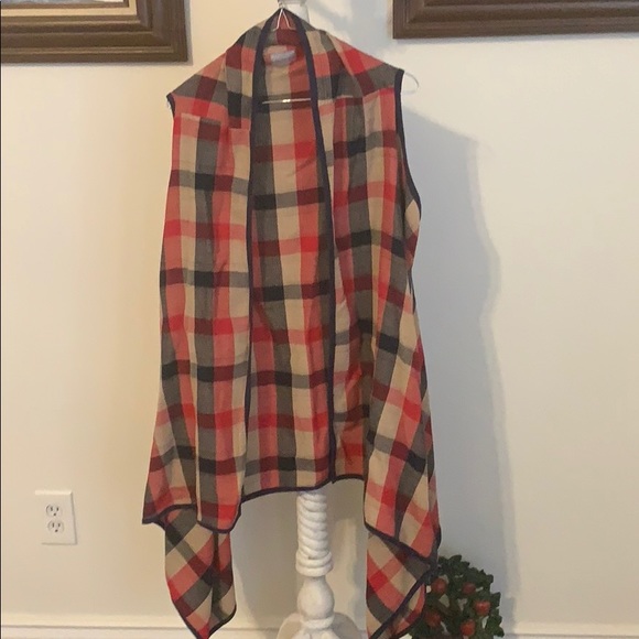 Checkered cover-up 🍁🍂 - Picture 2 of 5